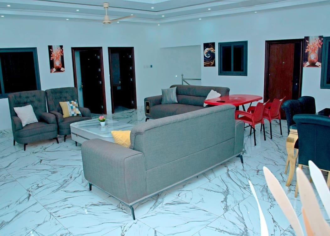 The Lords Palace Guest House Tema Εξωτερικό φωτογραφία